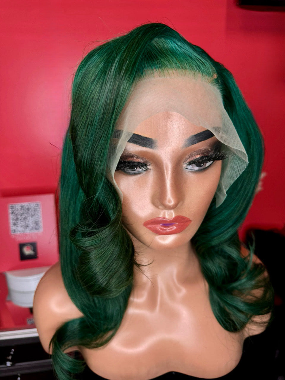 18” HOLIDAY EMERALD